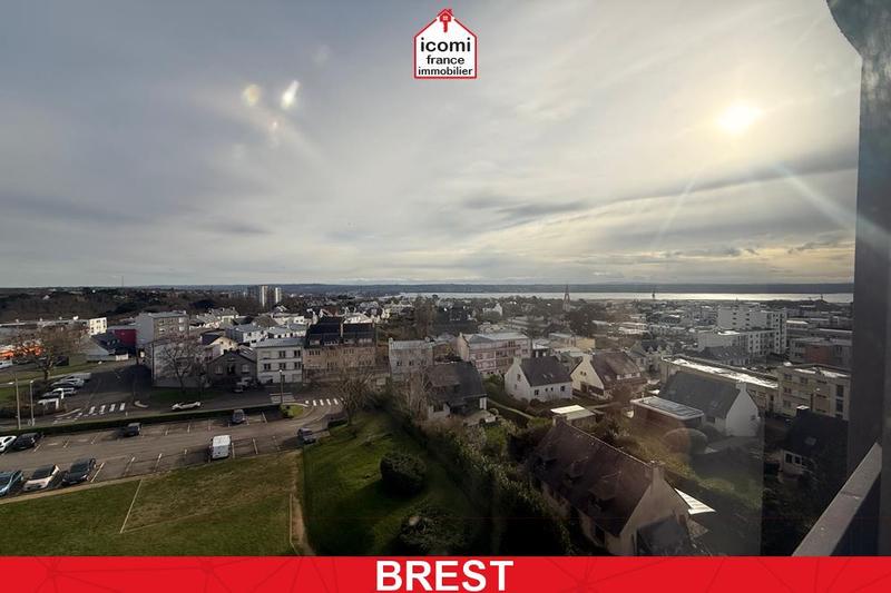 Appartement - 90 m² - 3 pièces