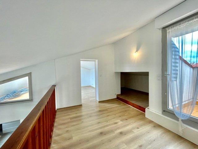 Duplex - 110 m² - 4 pièces