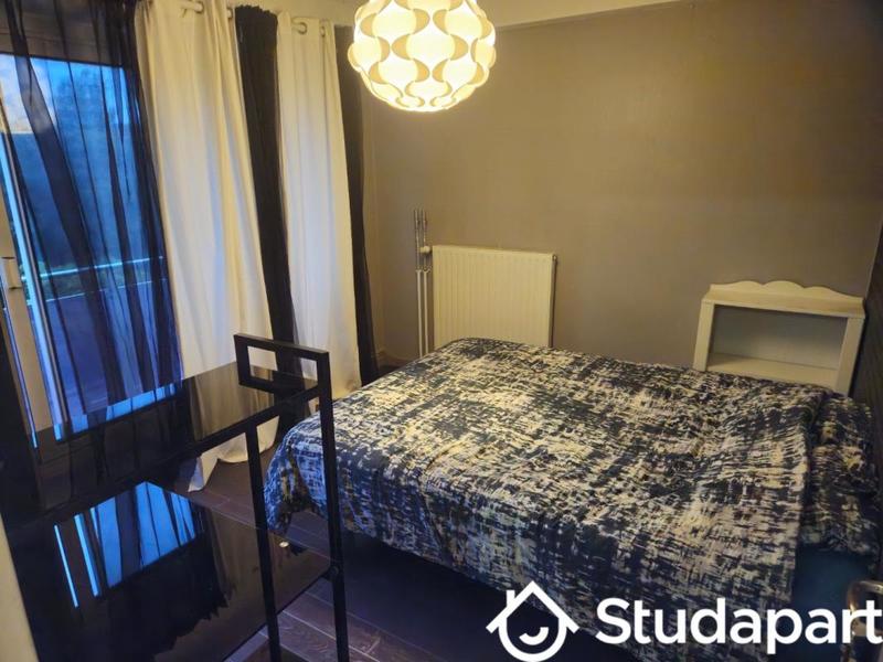 Chambre - 15 m² - 1 pièce