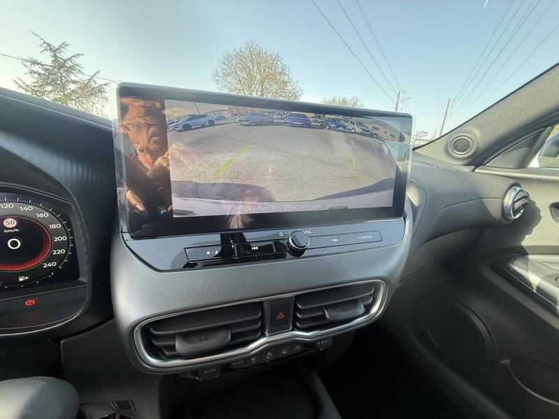 Nissan Juke 143 hybrid n-design