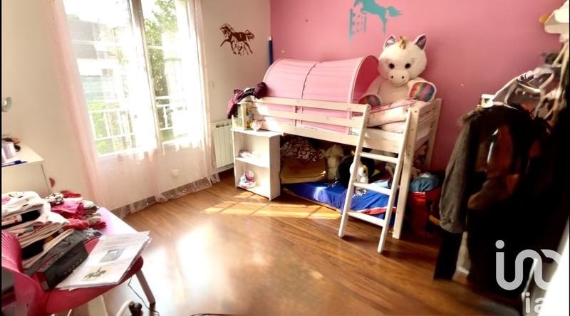 Maison - 211 m² - 7 pièces