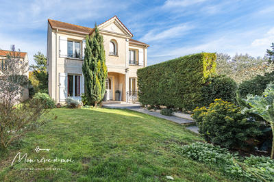 Maison - 170 m² - 6 pièces