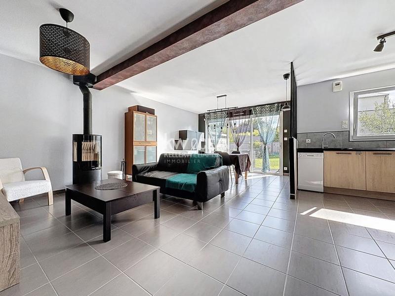 Maison - 95 m² - 5 pièces