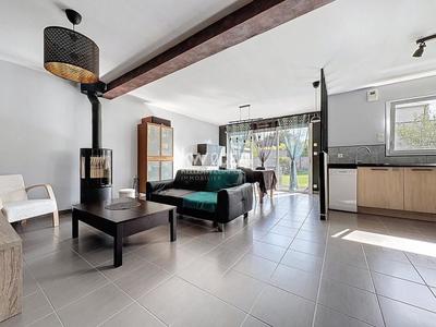 Maison - 95 m² - 5 pièces