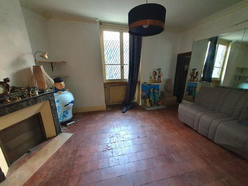 Maison - 177 m² - 7 pièces