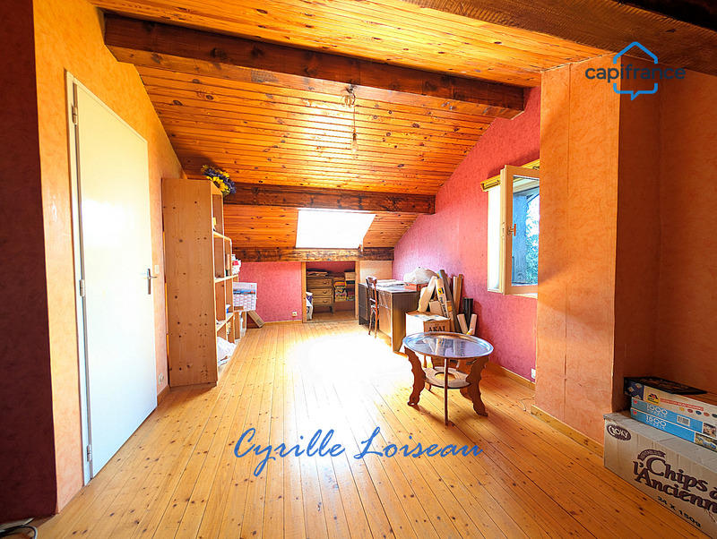 Maison - 177 m² - 6 pièces