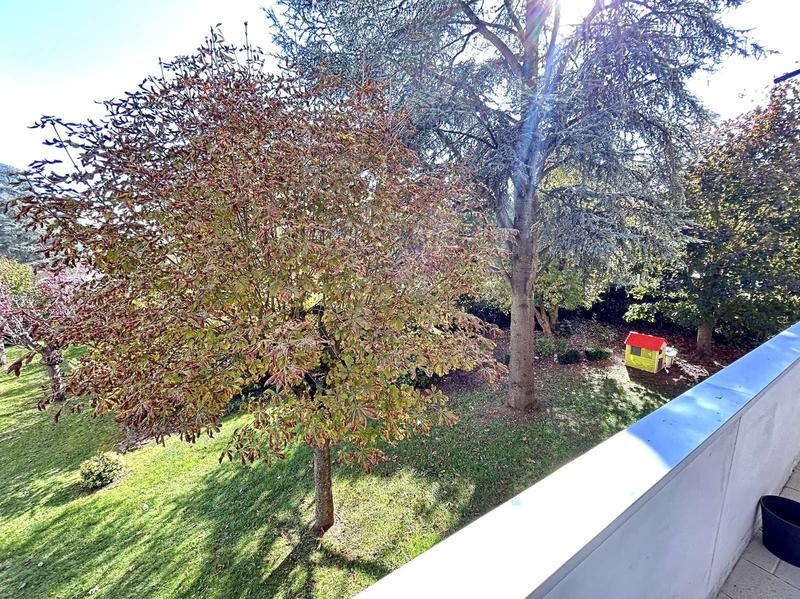 Appartement - 76 m² - 4 pièces