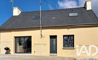 Maison - 95 m² - 4 pièces