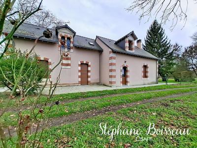 Maison - 121 m² - 4 pièces