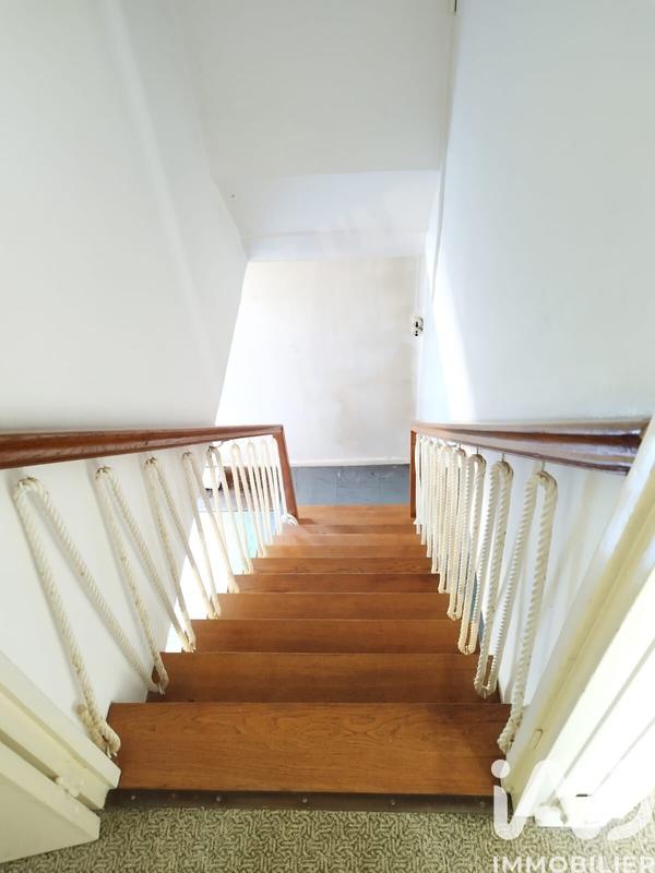 Maison - 178 m² - 8 pièces