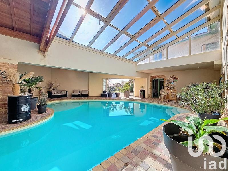 Maison - 277 m² - 10 pièces