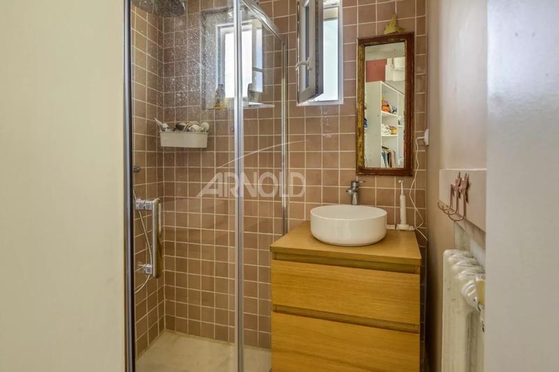 Maison - 200 m² - 10 pièces