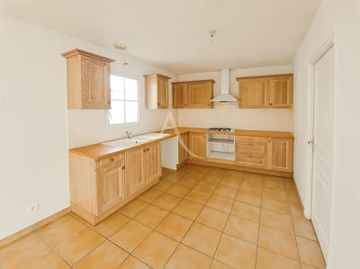 Maison - 88 m² - 3 pièces