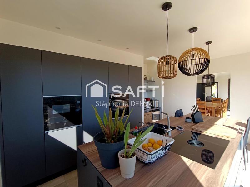 Maison - 150 m² - 4 pièces