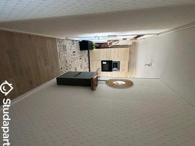 Chambre - 9 m² - 1 pièce