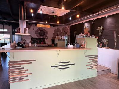 Maison - 217 m² - 6 pièces