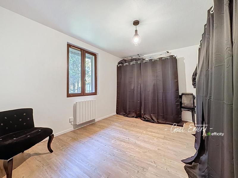 Longère - 210 m² - 7 pièces