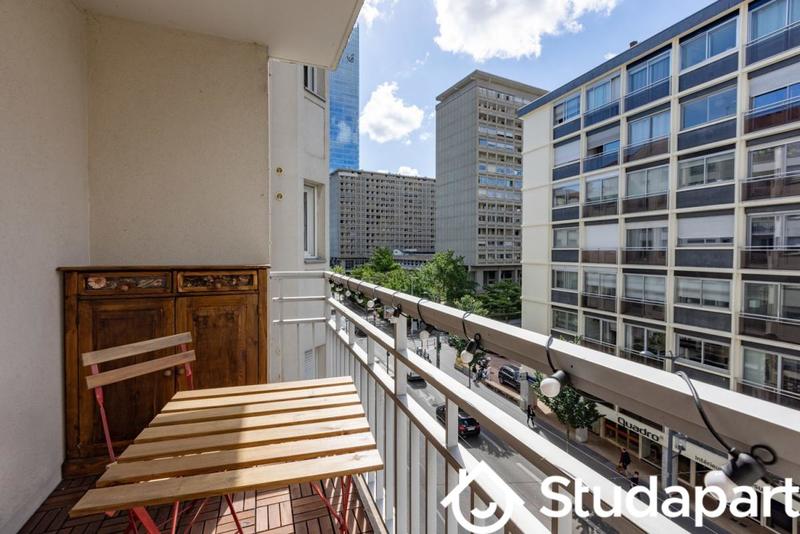 Chambre - 11 m² - 1 pièce