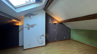Appartement - 75 m² - 2 pièces