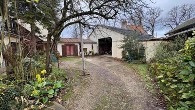 Maison - 212 m² - 10 pièces