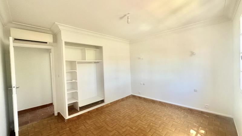 Villa - 264 m² - 7 pièces