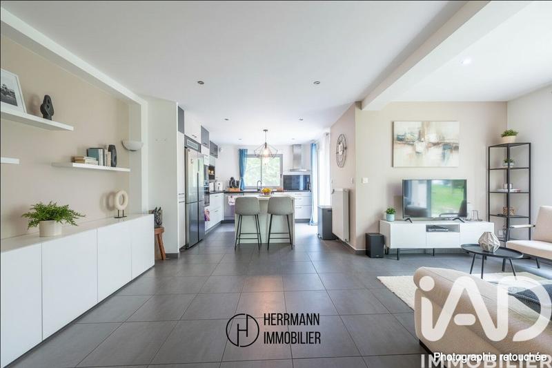 Maison - 120 m² - 5 pièces