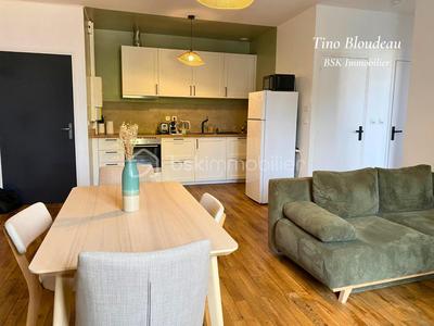 Appartement - 60 m² - 3 pièces