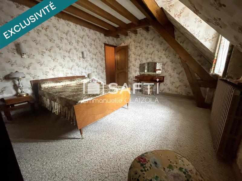 Maison - 235 m² - 9 pièces