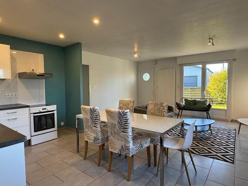 Maison - 84 m² - 5 pièces