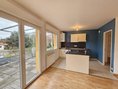 Appartement - 70 m² - 3 pièces