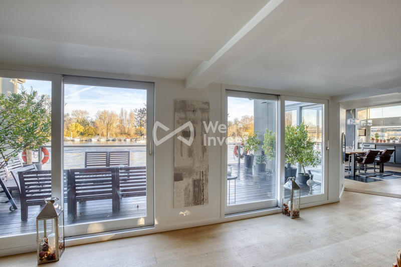 Maison - 260 m² - 8 pièces