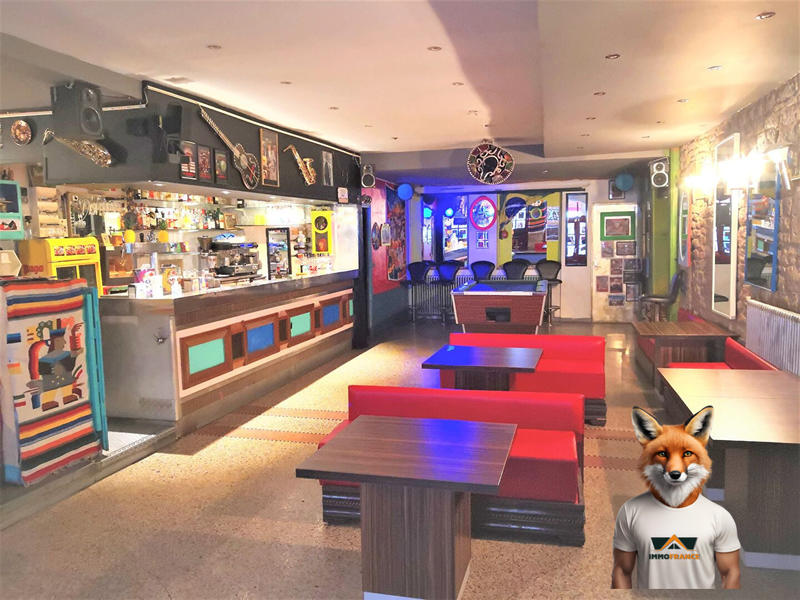 Local commercial - 79 m² - 1 pièce