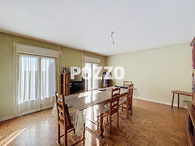 Maison - 97 m² - 3 pièces