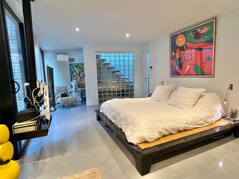 Maison - 217 m² - 6 pièces