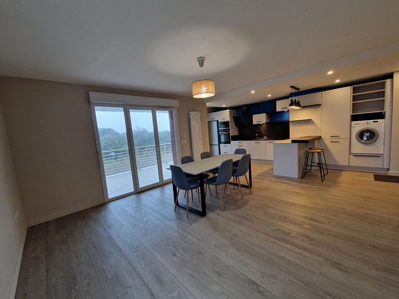 Appartement - 81 m² - 4 pièces