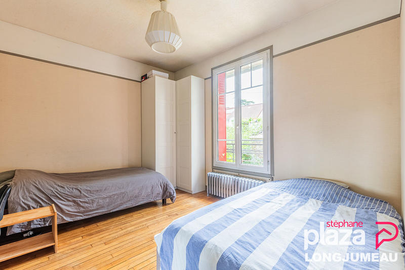 Maison - 133 m² - 8 pièces