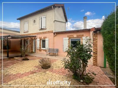 Maison - 93 m² - 4 pièces