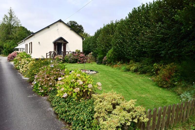 Maison - 111 m² - 8 pièces