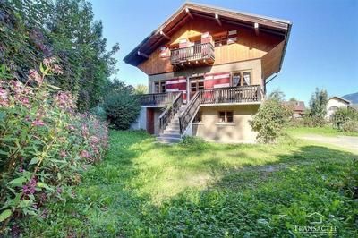 Châlet - 140 m² - 9 pièces