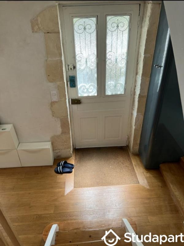 Chambre - 14 m² - 1 pièce