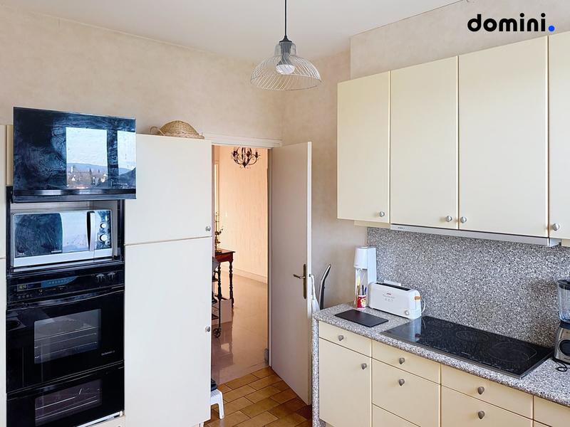 Maison ancienne - 264 m² - 11 pièces