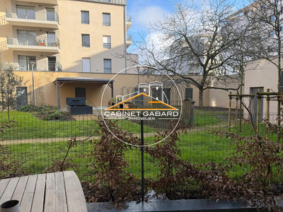 Appartement - 85 m² - 3 pièces