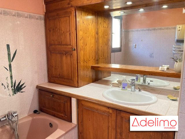 Maison - 190 m² - 8 pièces