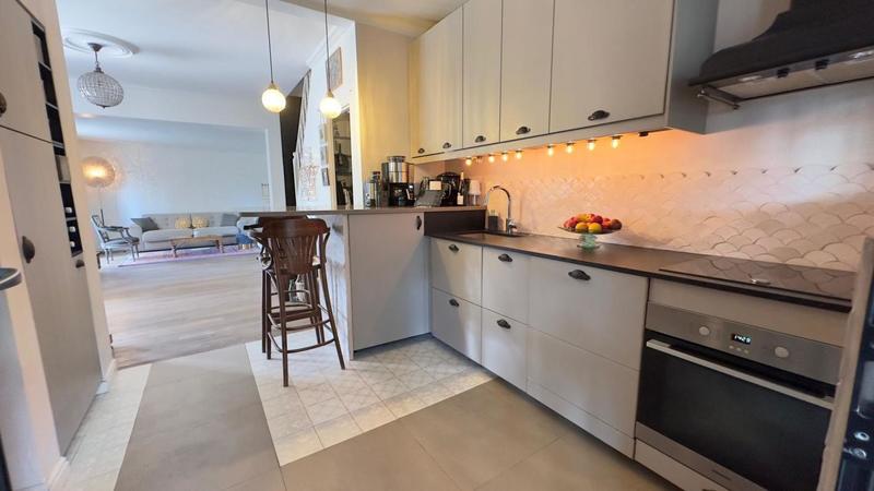 Maison - 110 m² - 6 pièces