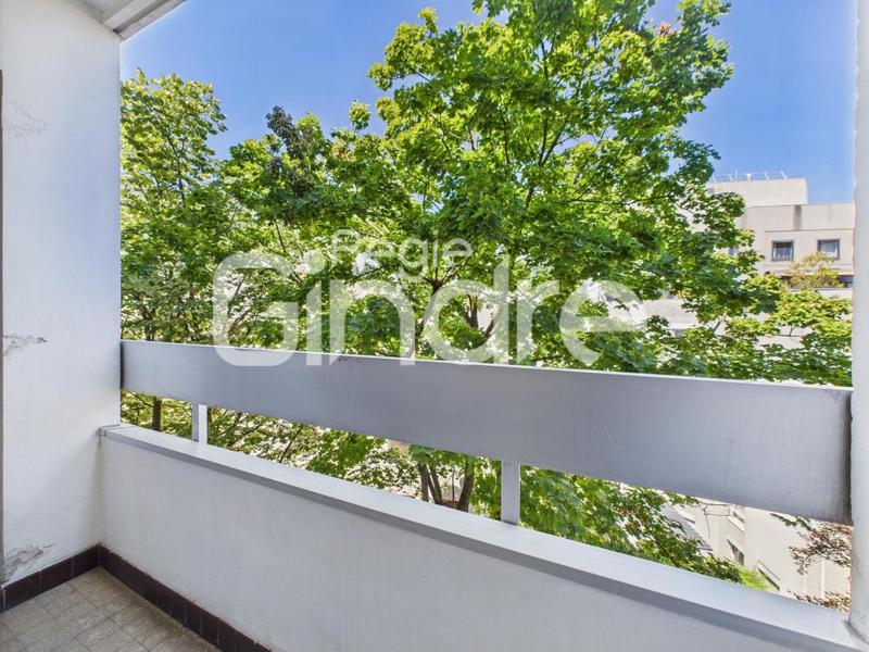 Appartement - 79 m² - 3 pièces