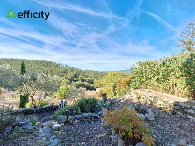 Villa - 168 m² - 6 pièces