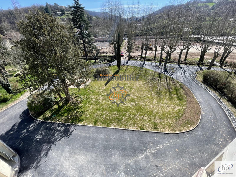 Appartement - 84 m² - 3 pièces