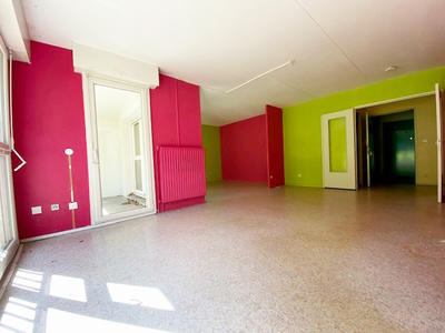 Appartement - 85 m² - 4 pièces