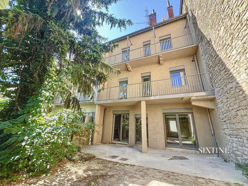 Appartement - 118 m² - 4 pièces