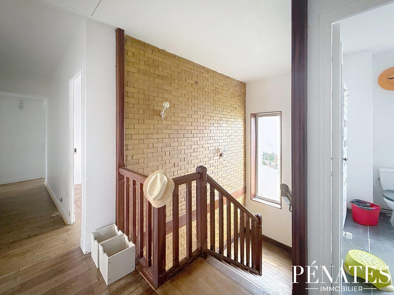 Maison - 156 m² - 7 pièces